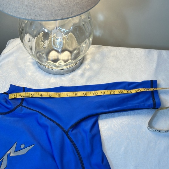 Rusty Neon Blue Short Sleeved Rash guard - Picture 8 of 9